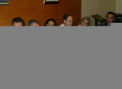 b_500_0_16777215_00_http___huelvaya.es_wp-content_uploads_2012_07_Miembros-del-equipo-de-gobierno-de-Moguer.jpg